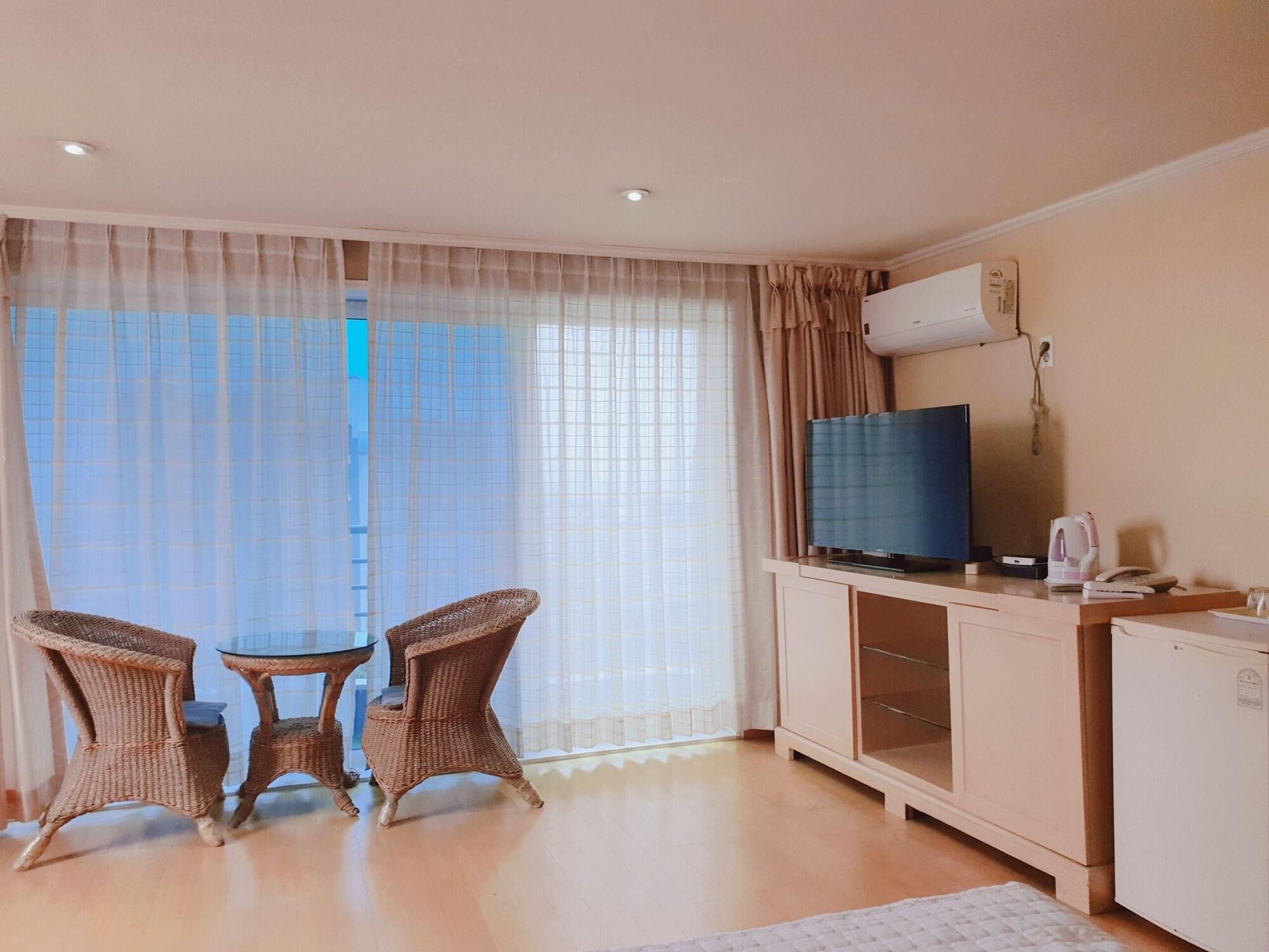 Hotel Good Inn Seogwipo Eksteriør billede
