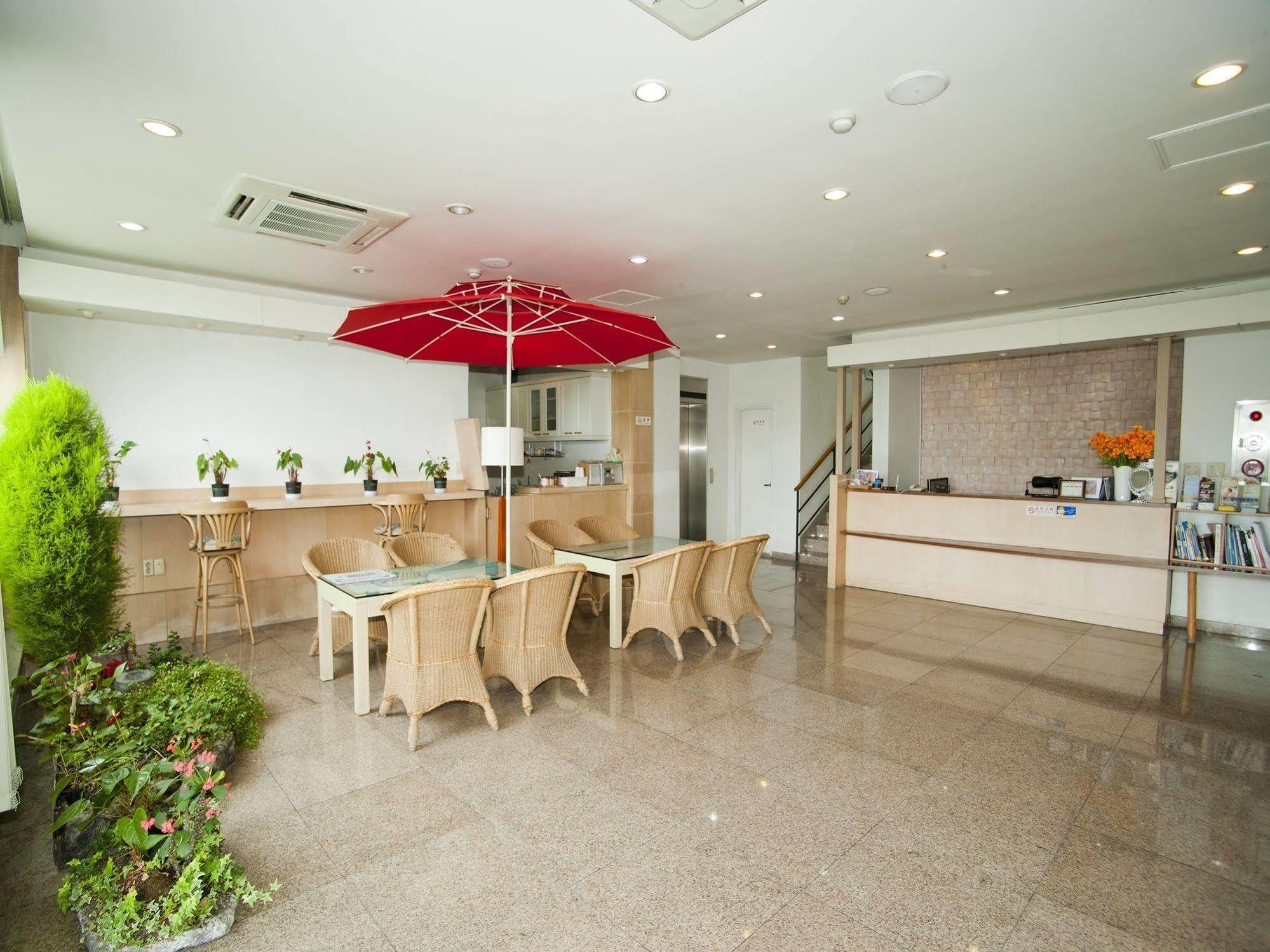 Hotel Good Inn Seogwipo Eksteriør billede